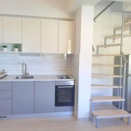 House - Ana Duće