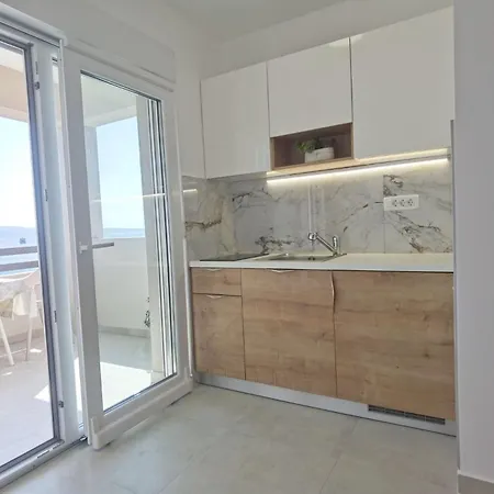 Ana Apartment