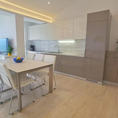 Ana Apartment